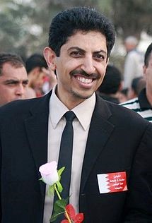 عبد الهادي يشترك في تظاهرة سلمية خلال شهر فبراير / شباط 2011 